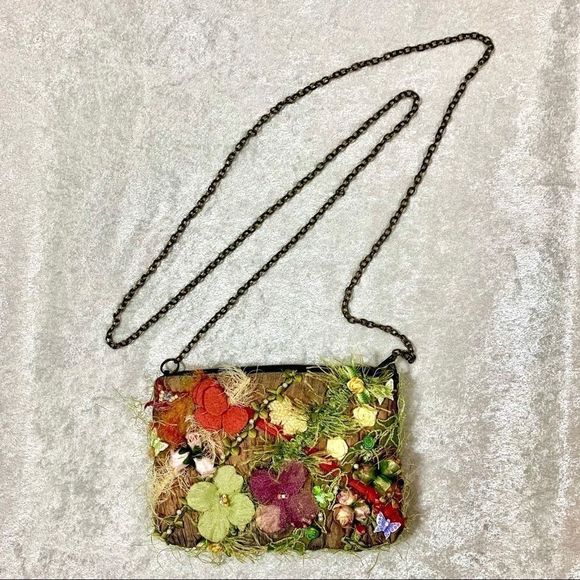 🏆HP🏆 Mary Frances Fantasy Floral Butterfly Bag - Picture 3 of 16